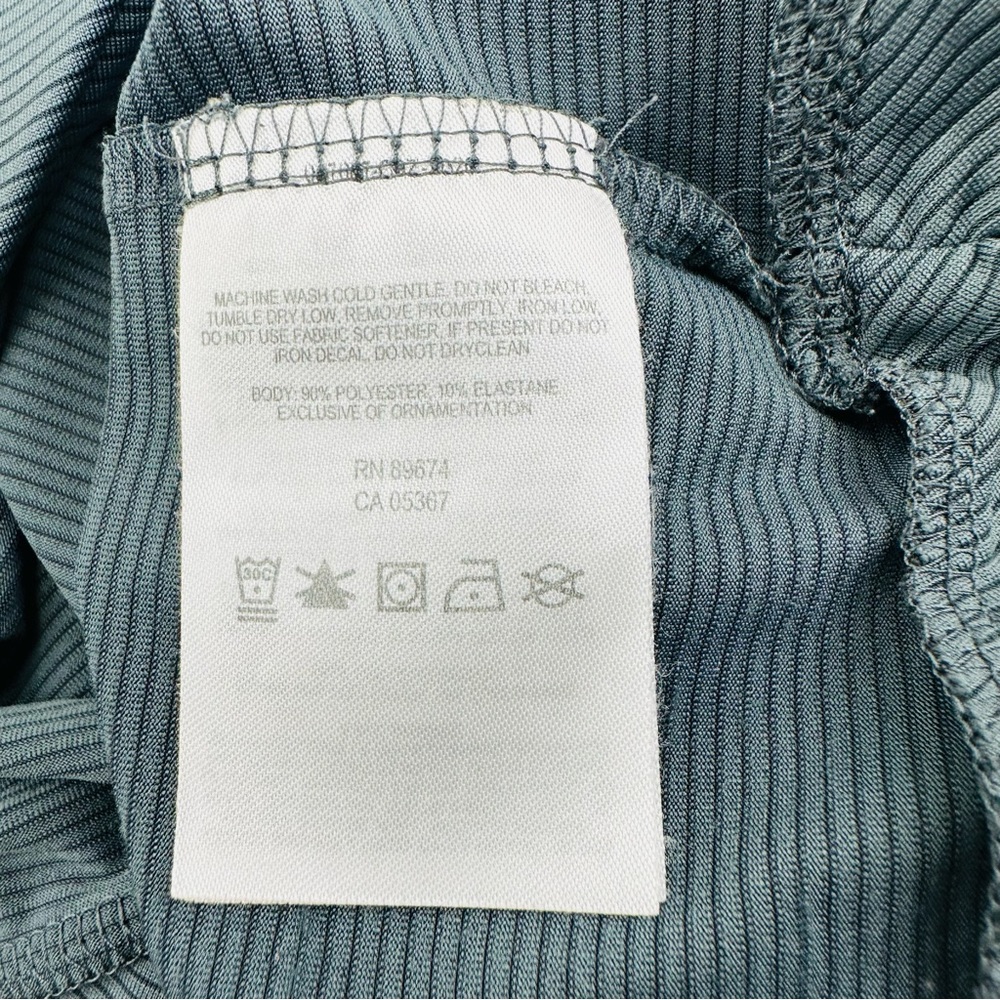 Mountain Hardwear Wicked Lite Tank Top Grey Stripe - Picture 6 of 13